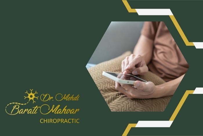 آیا کار با موبایل و تبلت واقعاً در درازمدت فرم بدن ما را تغییر می‌دهد؟